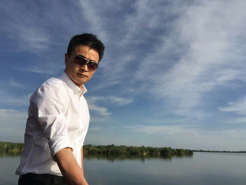 罗的第一张照片--马尾相亲网