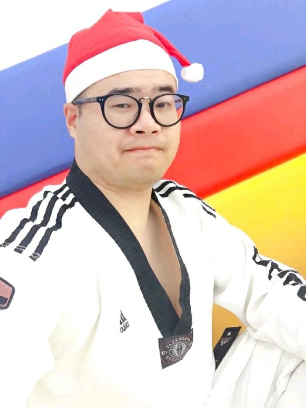 何当重相见的第一张照片--马尾相亲网