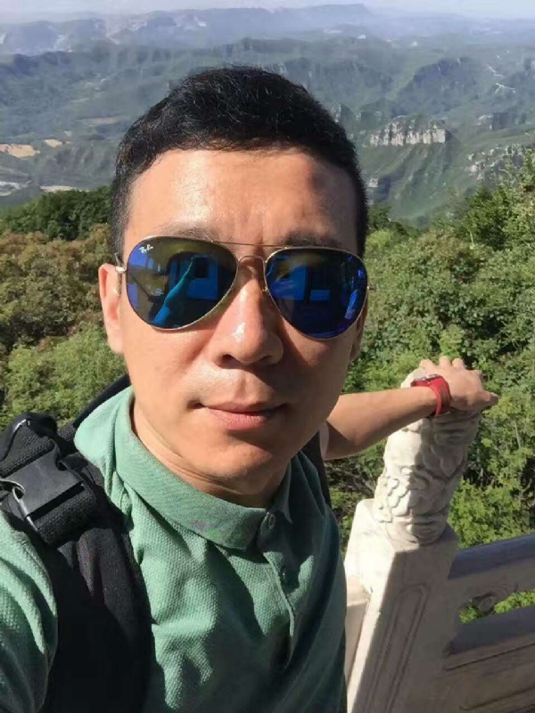 望穿秋水的第一张照片--马尾相亲网