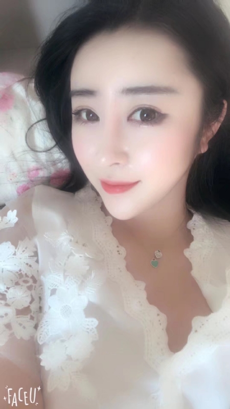 宝宝的第一张照片--马尾相亲网