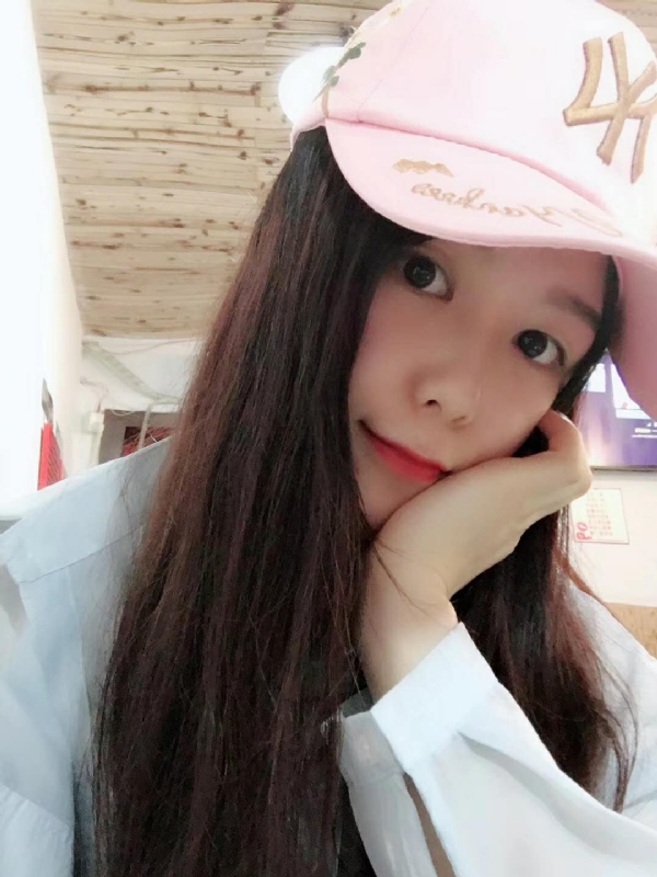 丹丹的第一张照片--马尾相亲网