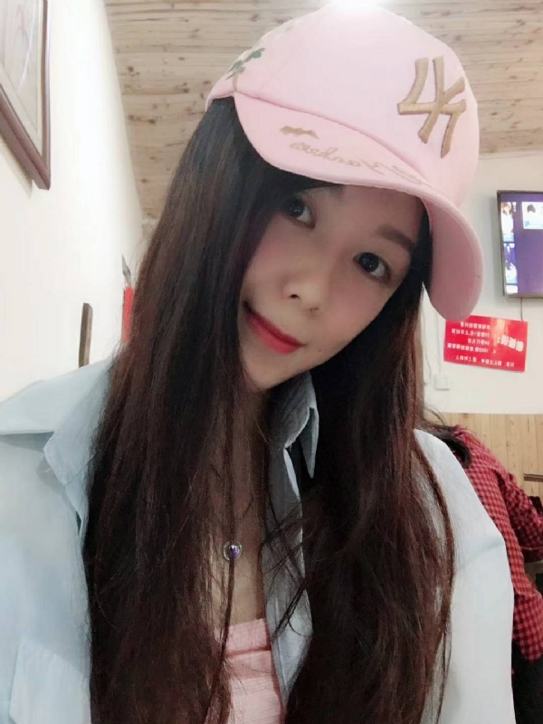 丹丹的第三张照片--马尾相亲网