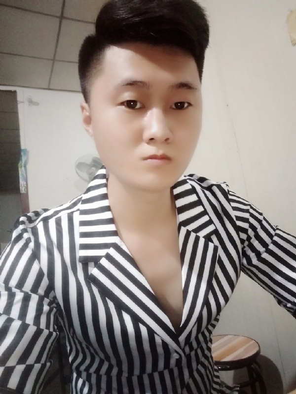 随遇而安的第一张照片--马尾相亲网