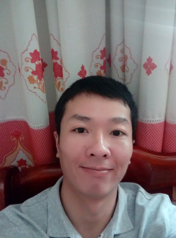 疯狂的土豆的第一张照片--马尾相亲网