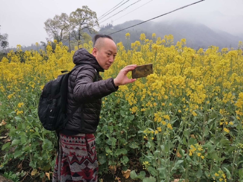 Dennison的第一张照片--马尾相亲网