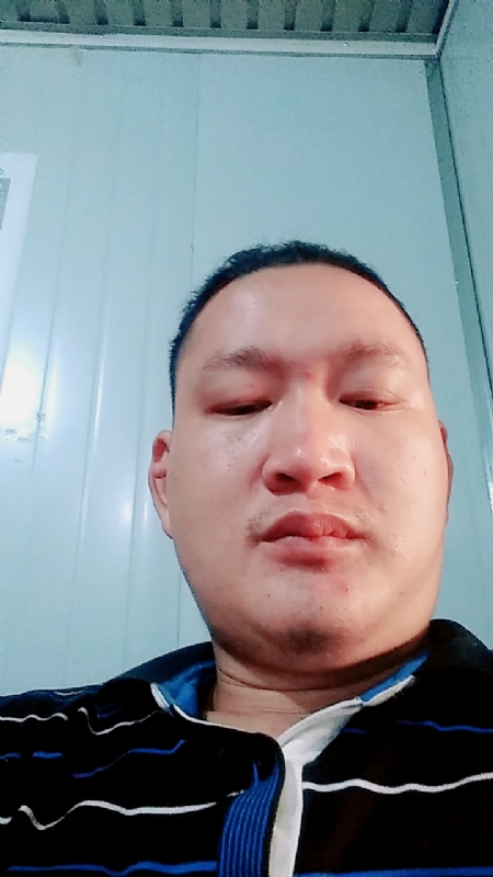 随缘随风的第一张照片--马尾相亲网