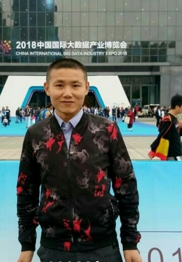 爱拼才会赢的第三张照片--马尾相亲网