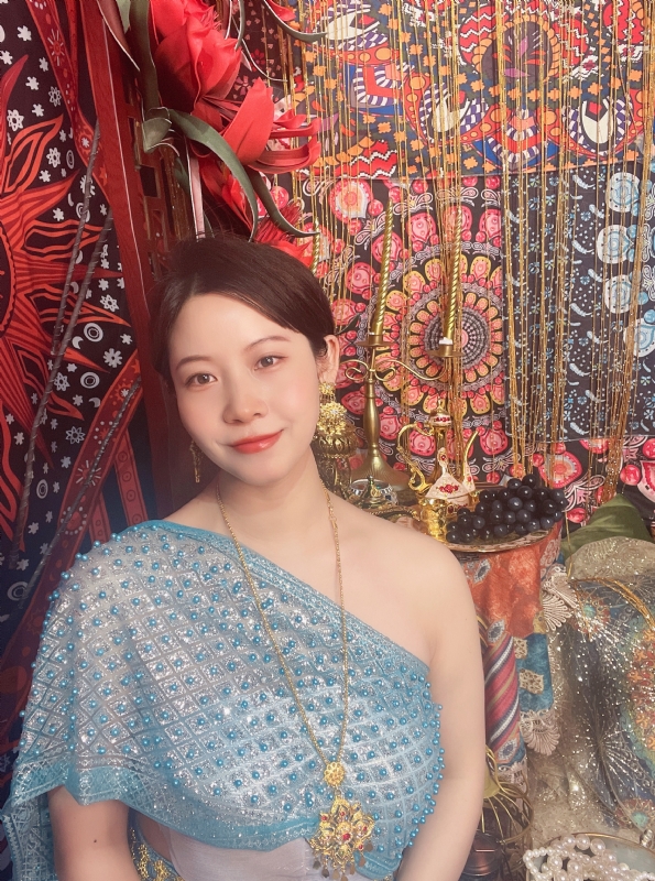 鸢莺的第八张照片--马尾相亲网