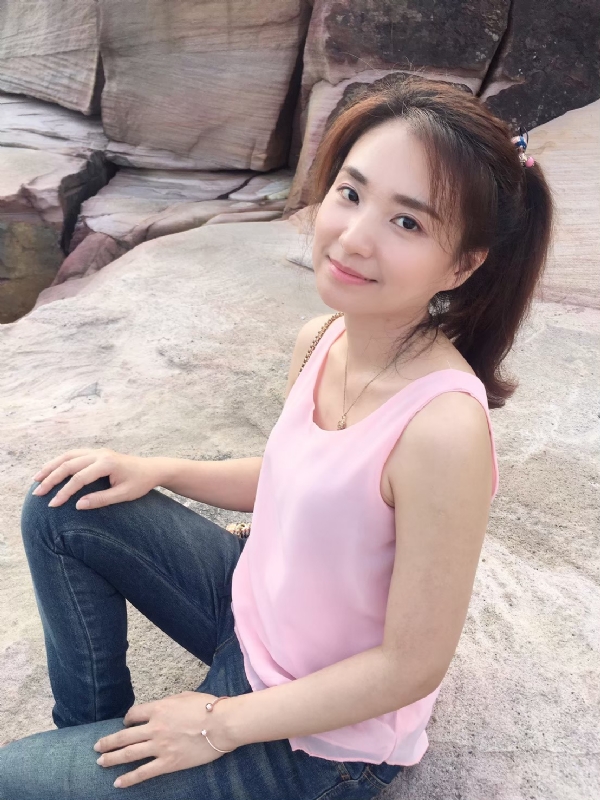 Jane的第二张照片--马尾相亲网