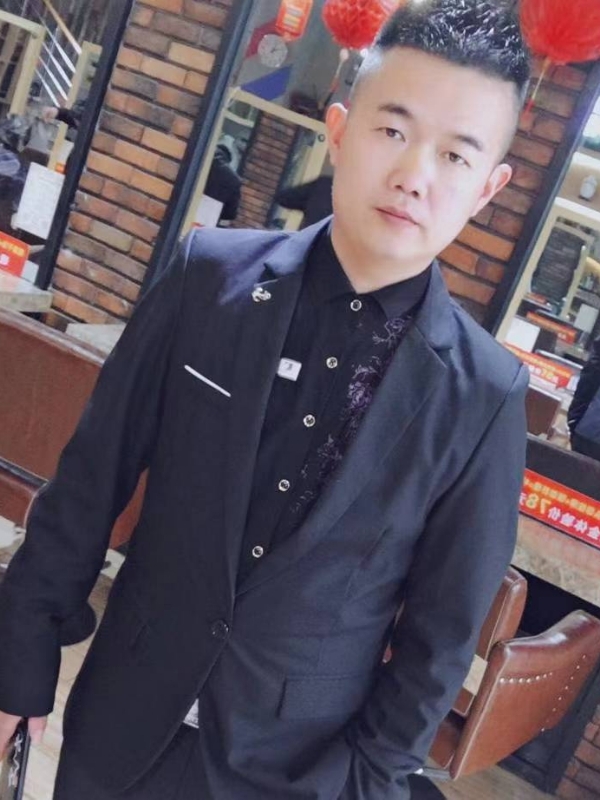 相伴到老的第一张照片--马尾相亲网