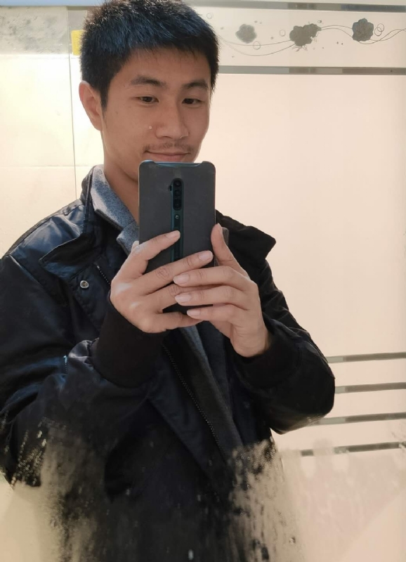 白色的风的第一张照片--马尾相亲网