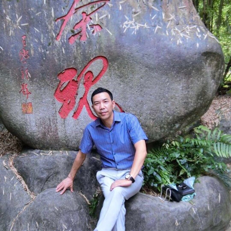老·黄的第一张照片--马尾相亲网