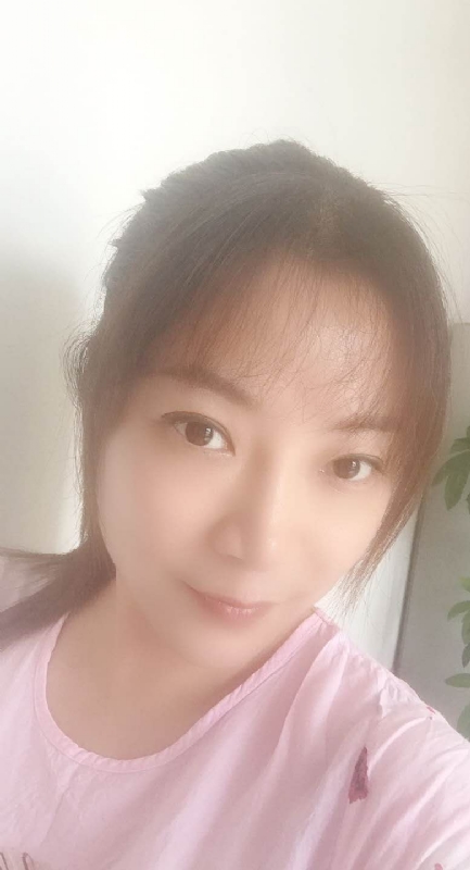 美丽在现的第一张照片--马尾相亲网