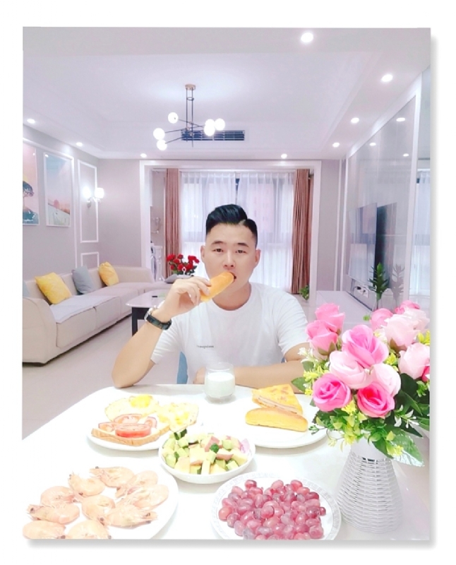 相遇相随的第一张照片--马尾相亲网