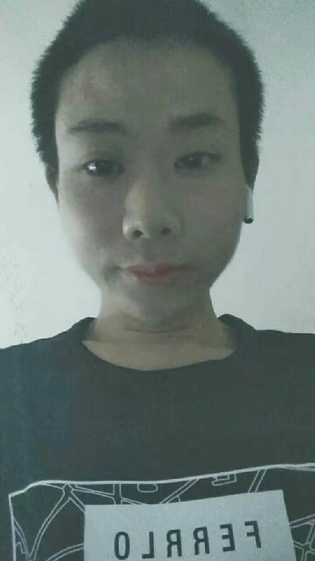 水中月的第一张照片--马尾相亲网