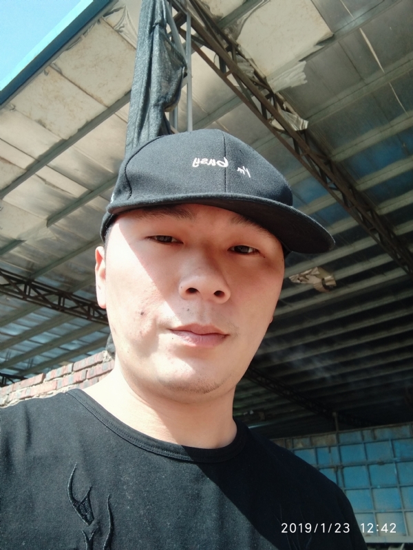 小蔡的第一张照片--马尾相亲网