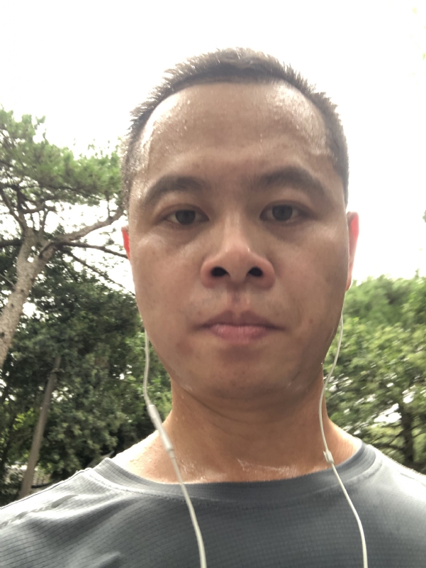猩猩巨呃的第二张照片--马尾相亲网