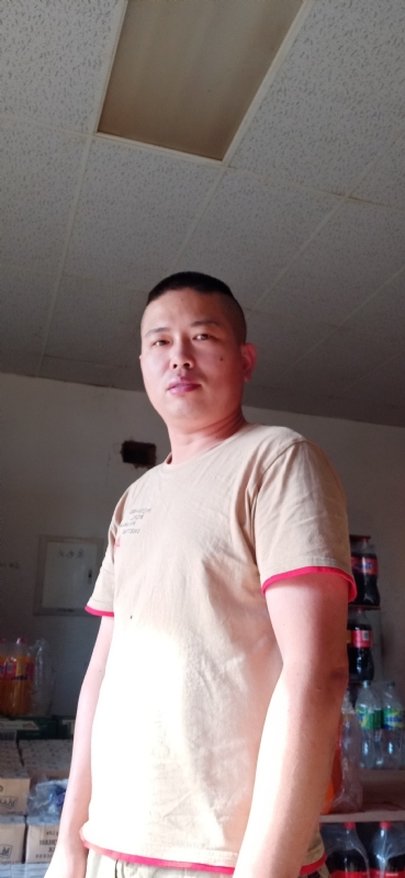 有心人的第三张照片--马尾相亲网