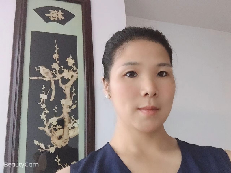 微笑的第一张照片--马尾相亲网