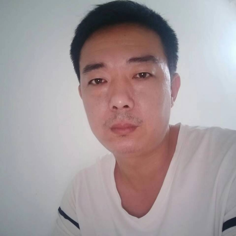 王陆群的第二张照片--马尾相亲网