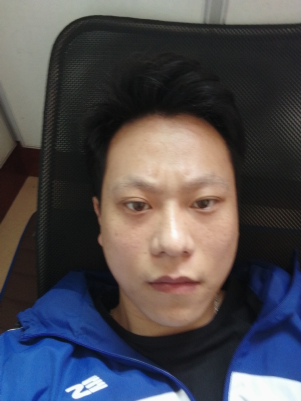 爱上的感觉的第一张照片--马尾相亲网