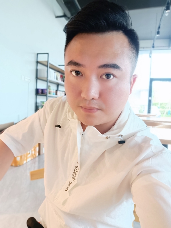 王先生的第一张照片--马尾相亲网