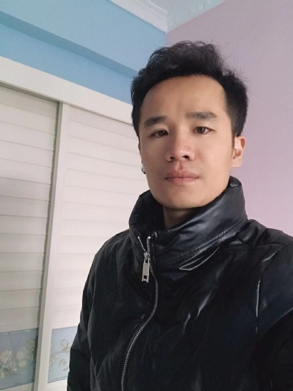 小杨哥的第一张照片--马尾相亲网