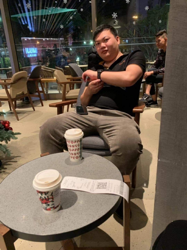 华熙的第二张照片--马尾相亲网