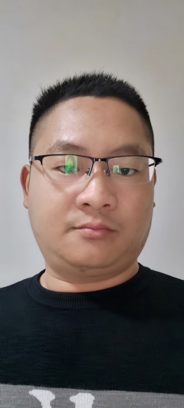 龙逍遥的第一张照片--马尾相亲网