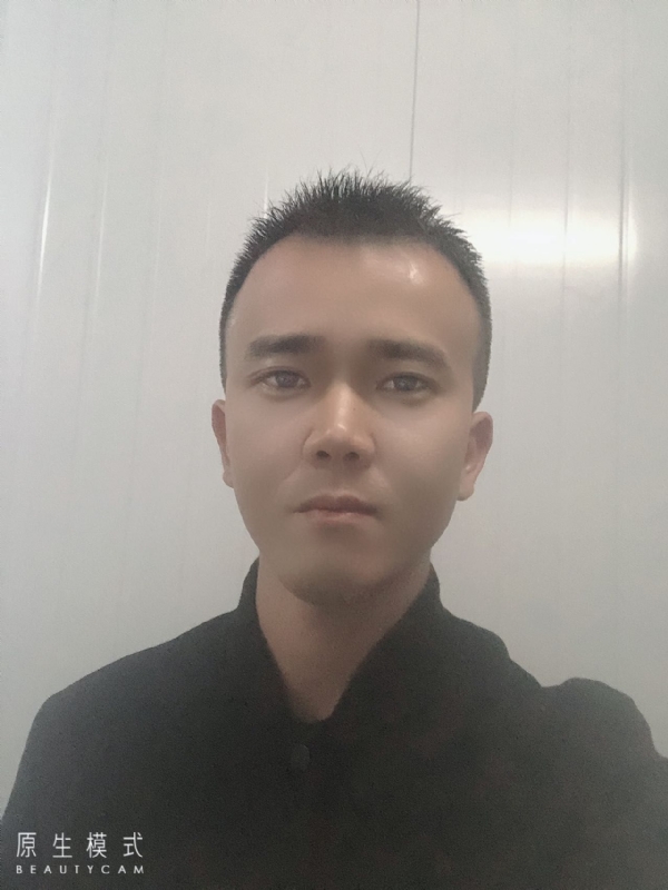 壮飞的第一张照片--马尾相亲网