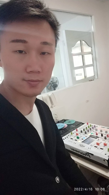 林锋的第一张照片--马尾相亲网