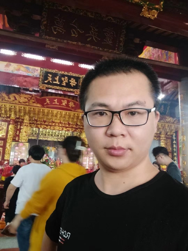 天哥的第一张照片--马尾相亲网