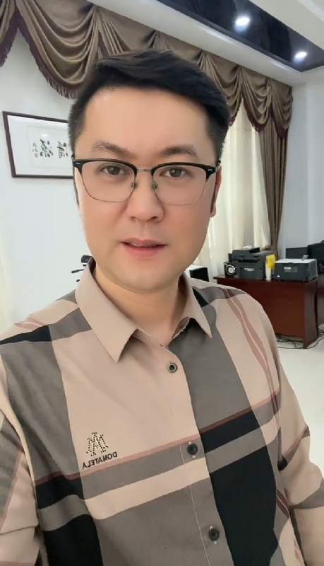 勤勉的第一张照片--马尾相亲网