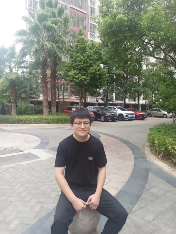 等闲的第三张照片--马尾相亲网