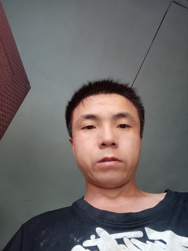 小兔兔的第二张照片--马尾相亲网