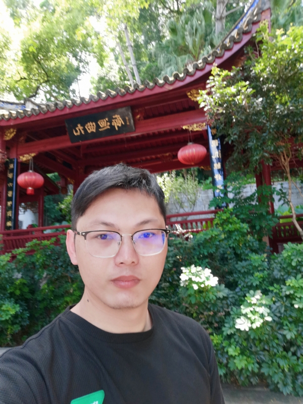 墨枫的第一张照片--马尾相亲网